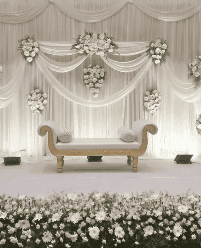 We offer customized designs that complement your style and engagement theme